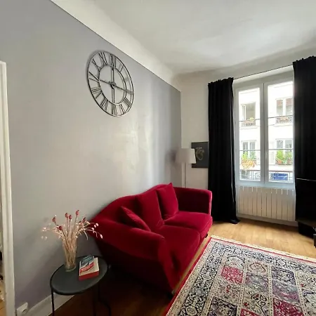 Maison De Cosy Canal Saint Martin Apartment